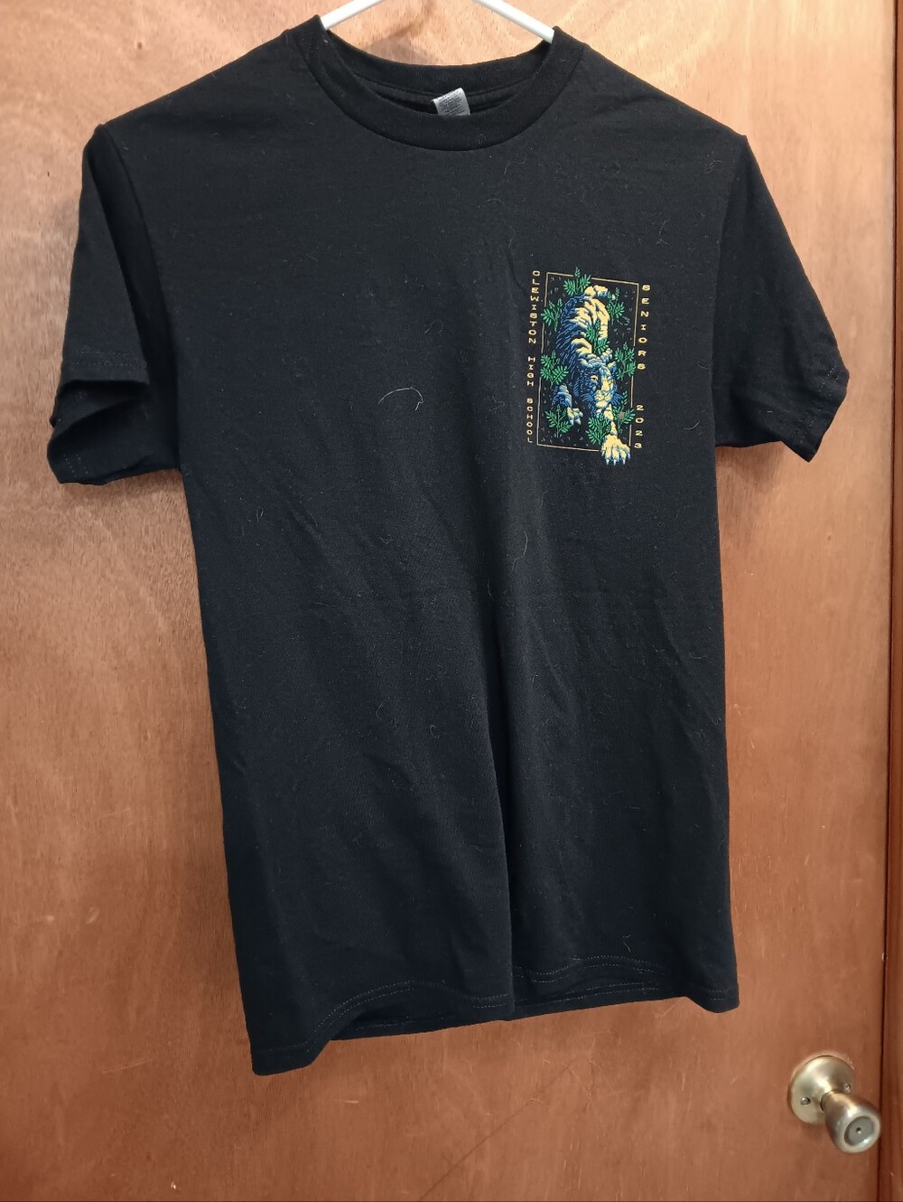 Gildan Black Short-Sleeve Crewneck Tee with Botanical Tiger Graphic